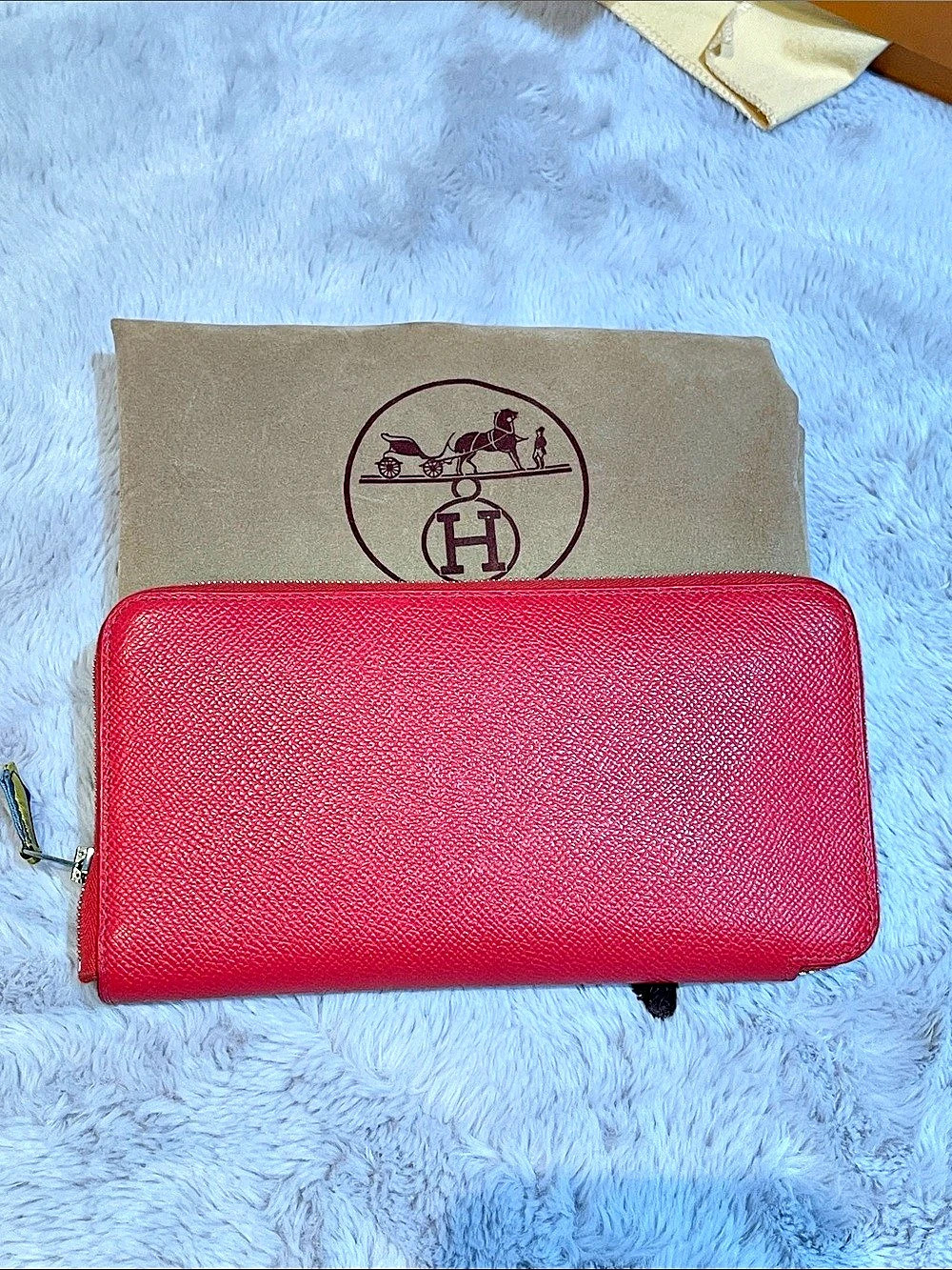 Hermès Silk'In Classique Long Wallet Zip-Around Wallet in Red